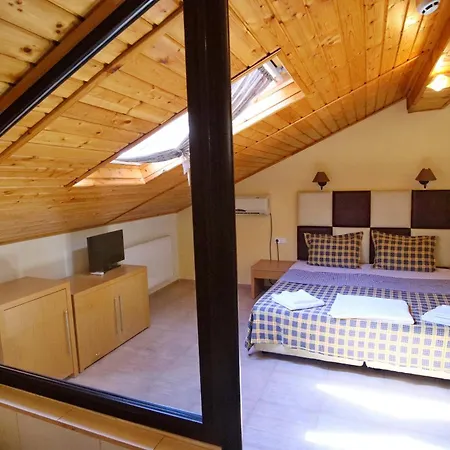 Hotel свети трифон Melnik (Blagoevgrad)