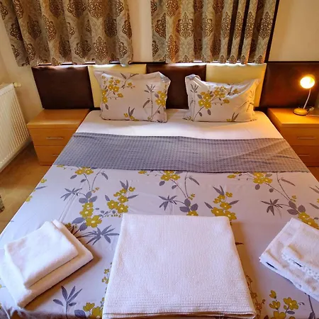 ホテル свети трифон