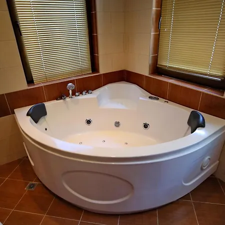 свети трифон Hotel *