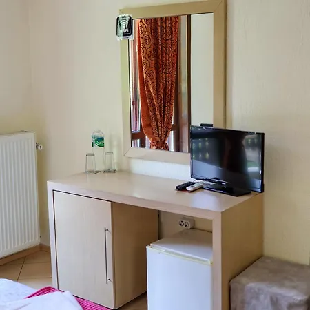 свети трифон ホテル