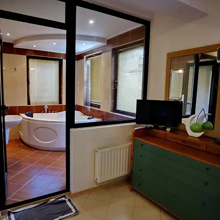 свети трифон Hotel *