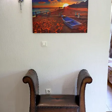 Hotel свети трифон Melnik (Blagoevgrad)