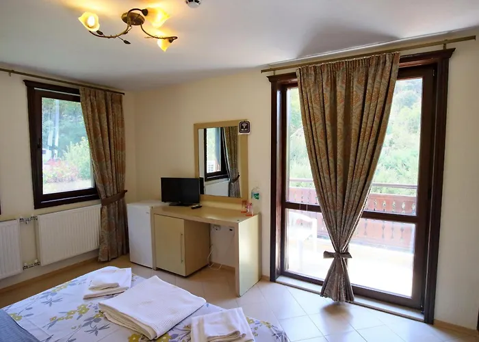 свети трифон Hotel