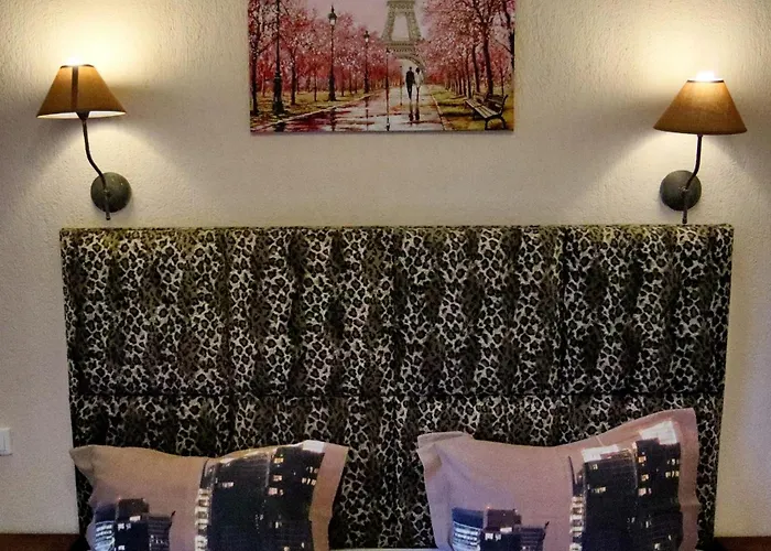 Hotel свети трифон Melnik (Blagoevgrad)