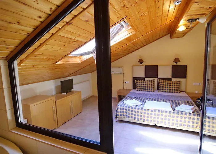 Hotel свети трифон Melnik (Blagoevgrad)