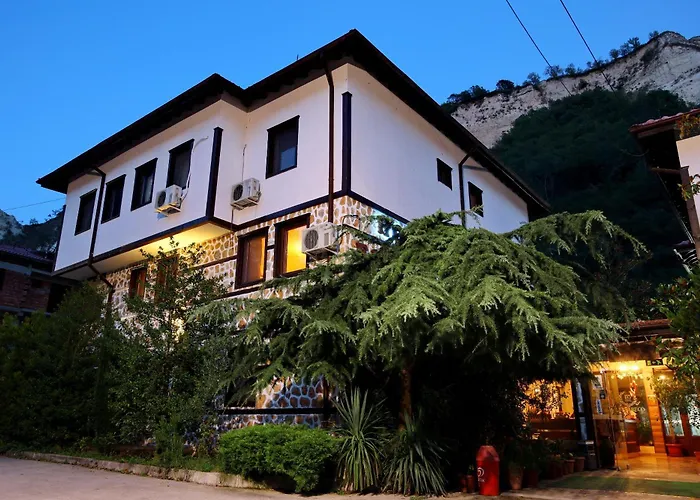 свети трифон Hotel