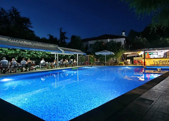 свети трифон Hotel *