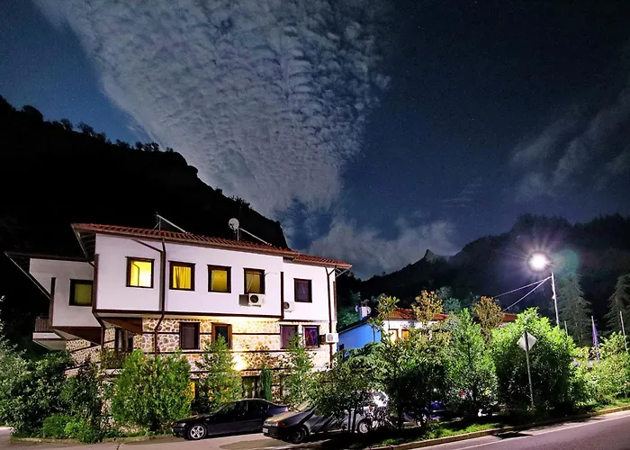 свети трифон Hotel Melnik (Blagoevgrad)